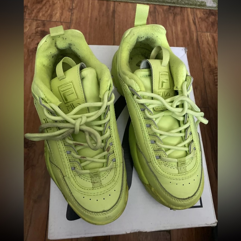 FILA Disruptor 2 Premium Neon Sneaker Size 6 Women